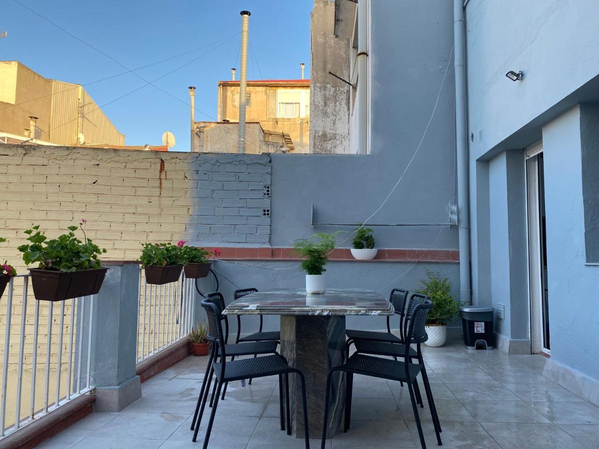 Apartamentos Playa Badalona Exterior photo