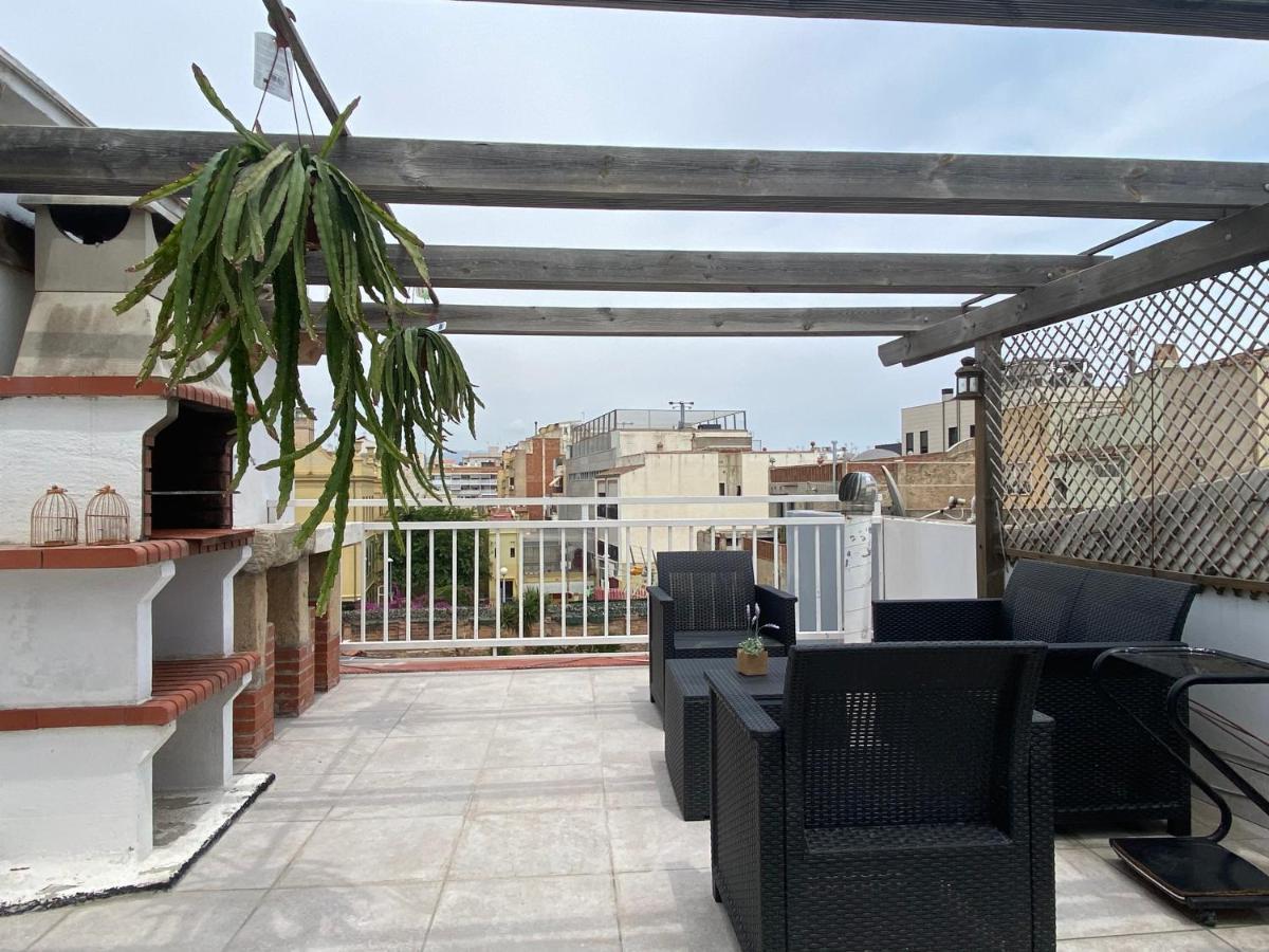Apartamentos Playa Badalona Exterior photo