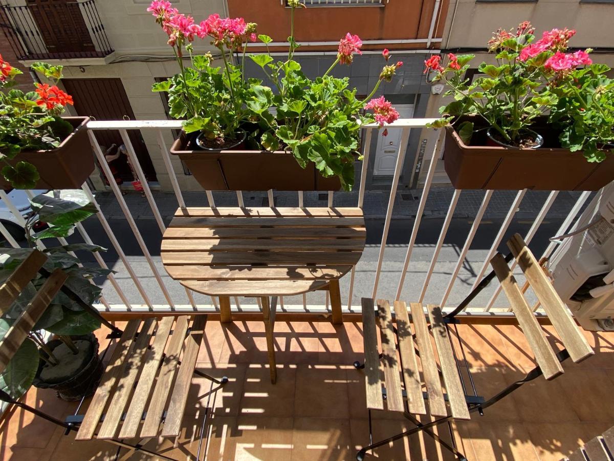 Apartamentos Playa Badalona Exterior photo
